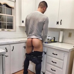 butt-boys:  Breakfast. Want some?     REAL ACTIVE AND NAKED MILITARY