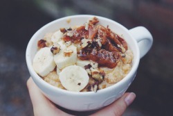 avocadomousse:  Sweet Potato Oatmeal with Banana, Walnuts and