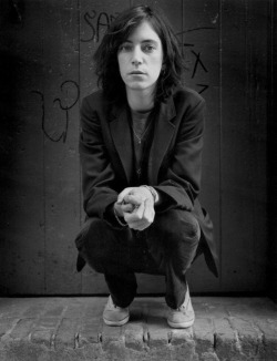 zzzze:Frank Stefanko Patti Smith, New York City, “The Stoop” Greenwich Village, New York,“Minetta Street” 1974 photographs: Black and White    Type: Archival Digital Prints