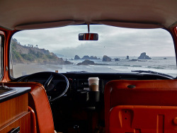 lifeofbohemia:  View of the Pacific from Big Sur. 