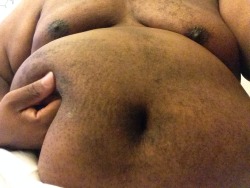 fatbearcub:  Soft doughy tummy tuesday   I want to sink various