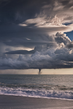 urbanfragment:  Storm approaching at Liguria, Italy. Photo by