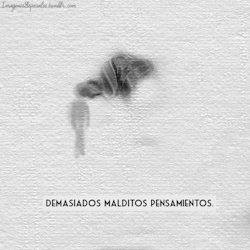 quieroo-morir:  Me están matando.