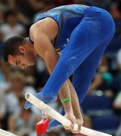 athletic-collection:Danell Leyva