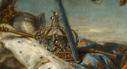 tiny-librarian:Louis XV’s crown compared to how it appears