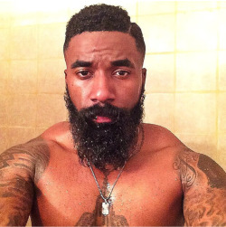 tlow26:thickboyswag:nastynupe1911:man4mancoitus:Lord this man