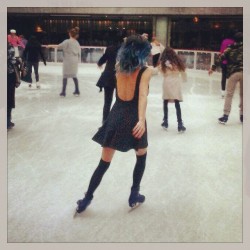 Achievement unlocked: Ice skate at Rockefeller Center #touristshit