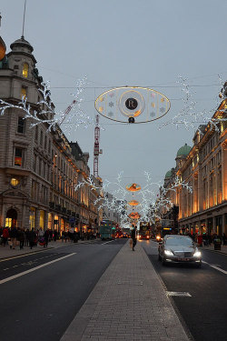 earthyday:  Londra “Regent Street”  by Strinopr