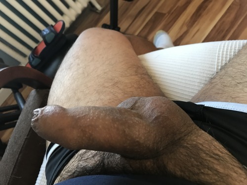 chrislucero82:  #uncut #chubbymexican  Fucking hot cock on this chubby Mexican. 