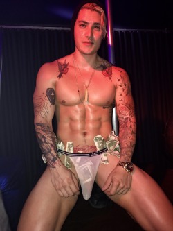 wehonights:  Hell yes! Jerry has returned to dance in WeHo 