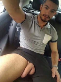 ilikeaverageguys:  hungpapi:  Bae Af!😍🍆👅😋HungPapi.Tumblr.Com