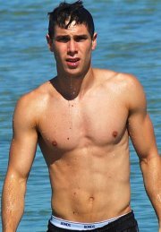 celebrity-dongs:  Justin Berfield’s enormous dick