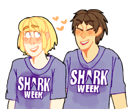 armyns:  soudadrink submitted:  happy shark week B)  oh mY GOD????