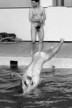 notdbd:Swim coach and college swimmer in the good old days when