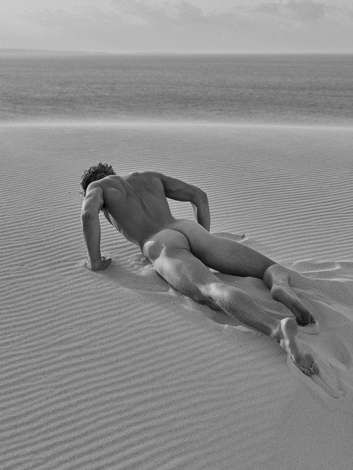bfmaterial:  Bram Valbracht by Pieter Henket  