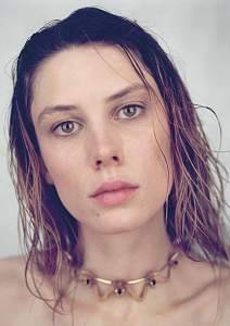 Ellie Rowsell of Wolf Alice