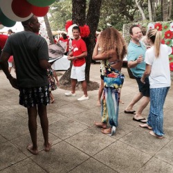 thequeenbey:  The Carter’s celebrating Christmas in Phuket,