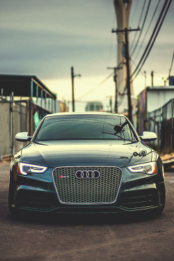 the-absolute-best-photography:  Audi RS5 via Audizine