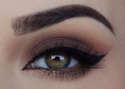 im-his-queen:  Makeup Day ► na We Heart It - http://weheartit.com/entry/174215158