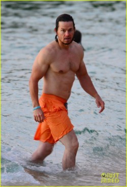 Mark Wahlberg Is So Ripped on the Beach in Barbados!