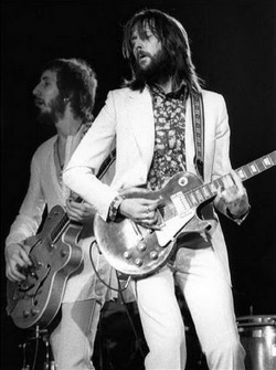 classicrocklives:  Pete Townshend and Eric Clapton 