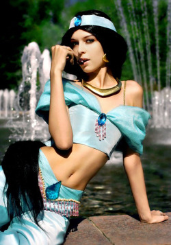 hotcosplaygirl:  Cosplay girlCosplay girl Twitter