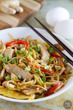 guardians-of-the-food:  Egg and Pork Lo Mein