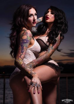tattedbeautues:  Jaymie Michele & Ashley Dez