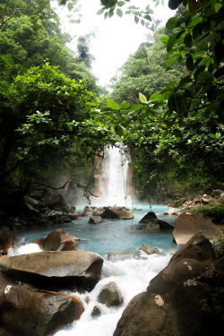 jonahreenders:  Rio Celeste | Costa RicaBy: Jonah Reenders