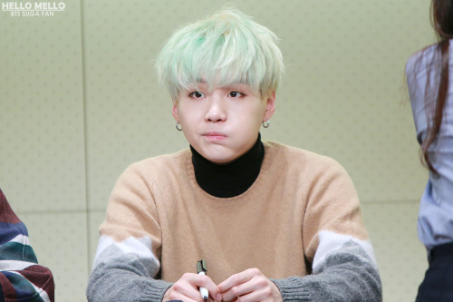neonsugafree:    Â© HELLO MELLO | do not edit (1, 2) 