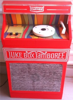 vintagetoyarchive:  EMENEE: 1960s Juke Box Jamboree RECORD PLAYER