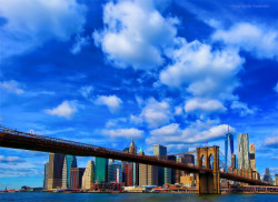 Beautiful Brooklyn Bridge & Lower Manhattan under today’s