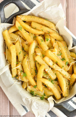 verticalfood:  Garlic Parmesan Fries 