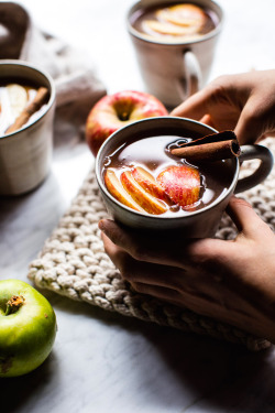 autumncozy:  Maple Apple Cider by Half Baked Harvest