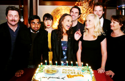 sirscottmccallmoved-blog:  The cast of Parks and Recreation celebrating