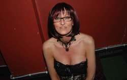 shorthairwomen:  britbuk:  Cum Loving Milf Ruby; Posing, smiling,