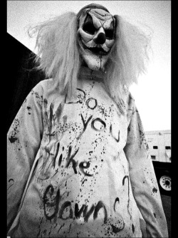 killedtheinnocentpeople:  yes, specially scary clowns. 
