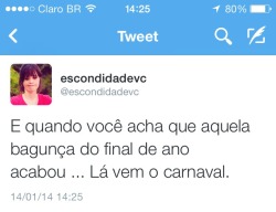 Estante da Carol