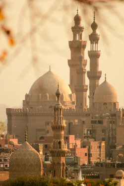 rifography:  Mosque of Sultan Hassan in Old Cairo 