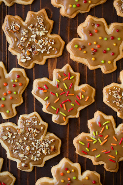 sweetoothgirl:  Glazed Maple Shortbread Cookies  