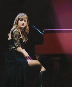 catchingswift:  I think for me, when I sit down on the piano,