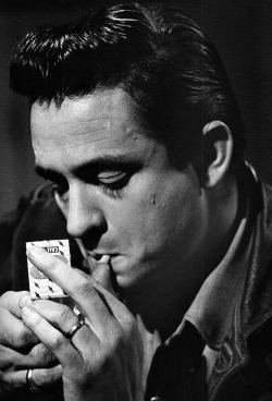 vaticanrust: Johnny Cash, 1960.  Photo by Don Hunstein.  