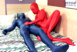 tazor13:  Red & Blue Wetlook Zentai :)