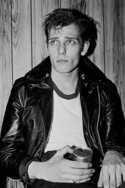 beachsequence:  Paul Simonon photographed by Janet Macoska, 1979