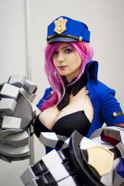 Source : http://sexykosplay.tumblr.com/