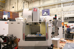 thewelovemachinesposts:  CNC machinery at the Goddard Spaceflight