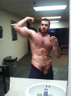 thumper339:  Handsome, bearded, sexy, muscle-bulgin’, wicked