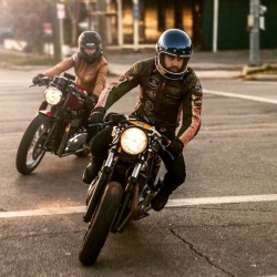 caferacersofinstagram:  @skinnyrvm and @stephig leading the pack