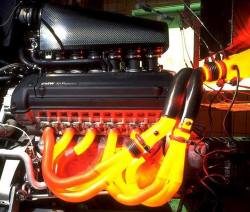mclaren-soul:  Stunning picture of the BMW V12 engine in the
