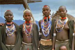 Ethiopian Erbore women, by Alfonso Navarro Táppero.